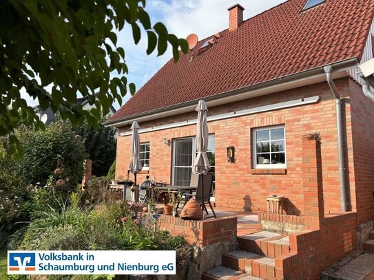 Urgemütliches Haus mit traumhaften Garten