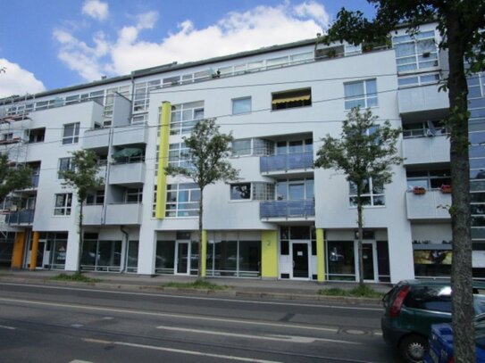 Maisonette mit 2 Balkonen und Aufzug! Neu renovierte 5 Raum Wohnung...