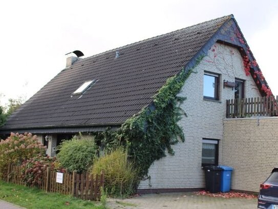 Nr. 1427 geräumiges Wohnhaus mit einliegerwohnung in Großheide