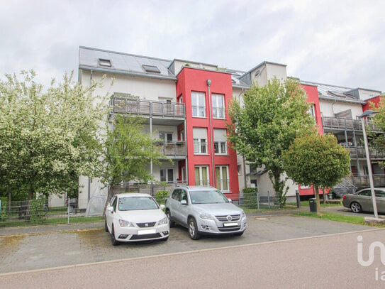 Moderne Erdgeschosswohnung mit Gartenparadies und Sonnenterrasse