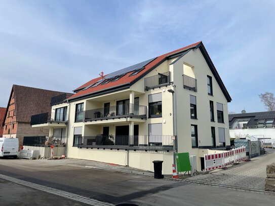 Ein Neubau mit Erstbezug, ab sofort 3,5ZW in Backnang-Heiningen mit 2 Bädern und neue Einbauküche