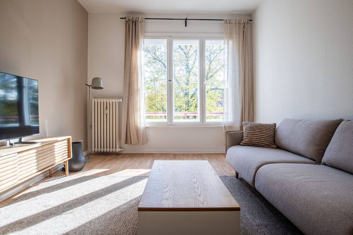 Wunderschöne 3-Zimmer-Wohnung in Charlottenburg - voll möbliert - Photo 1