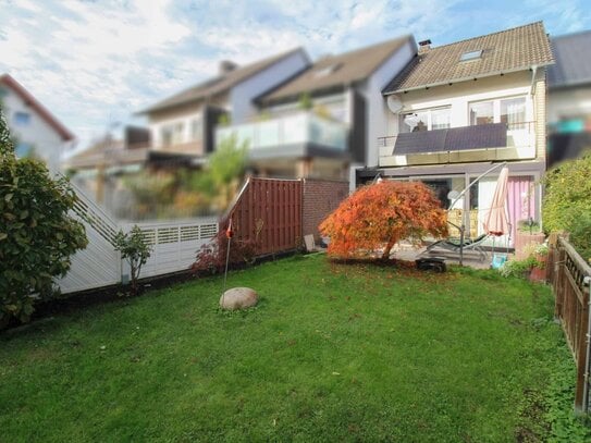 Zögern Sie nicht: Modernisiertes Reihenmittelhaus mit Garten