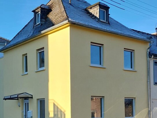 Einfamilienhaus in Trier- Feyen - Neubezug nach Renovierung / Sanierung