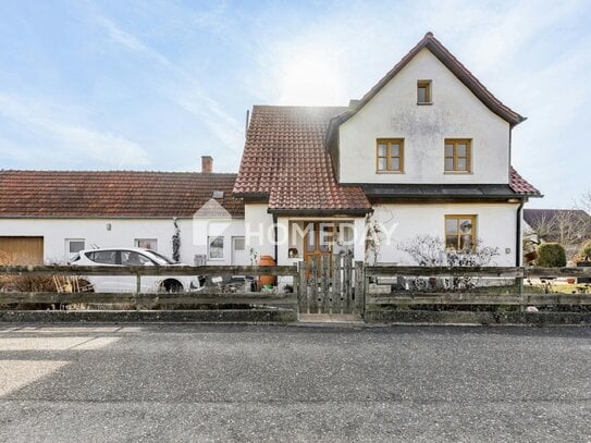 Charmantes Einfamilienhaus mit 6 Zimmern, großer Terrasse und Garage in Maxhütte-Haidhof