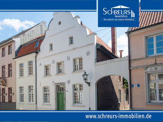 Ein Juwel der Vergangenheit - Saniertes Stadthaus im historischen Kern von Krefeld-Hüls!