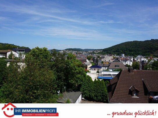 Bezugsfertig: Exklusive Maisonette-Wohnung mit einzigartiger Dachterrasse und Ausblick in Herborn