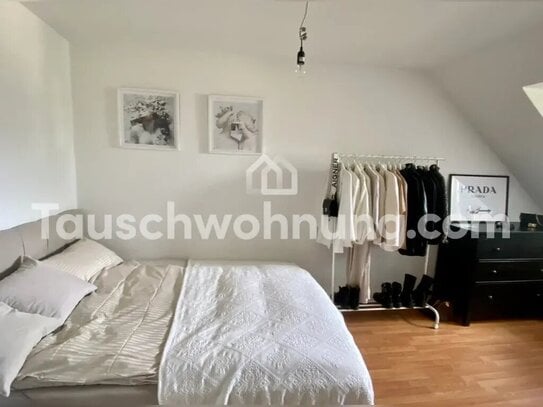 [TAUSCHWOHNUNG] Schöne zentrale 1,5 Zimmer-Wohnung im Dachgeschoss