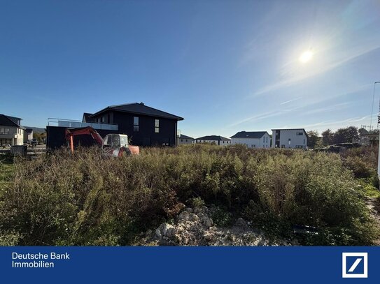 Baugrundstück mit vorhandener Baugenehmigung im Neubaugebiet