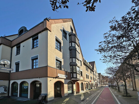 Großzügiges Domizil mit Dachterrasse in bester Stadtlage!