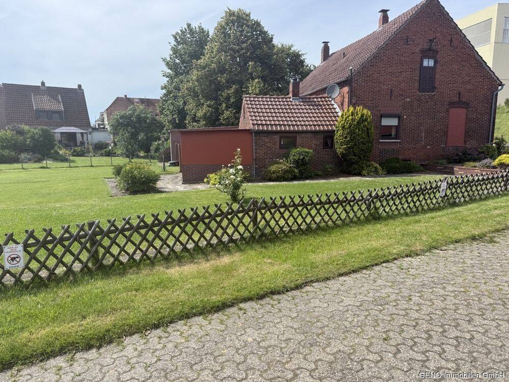 Real Estate Title Image Background