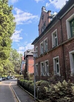 Entzückendes Backsteinhaus von 1888 - Innenstadtlage- Platz für die ganze Familie