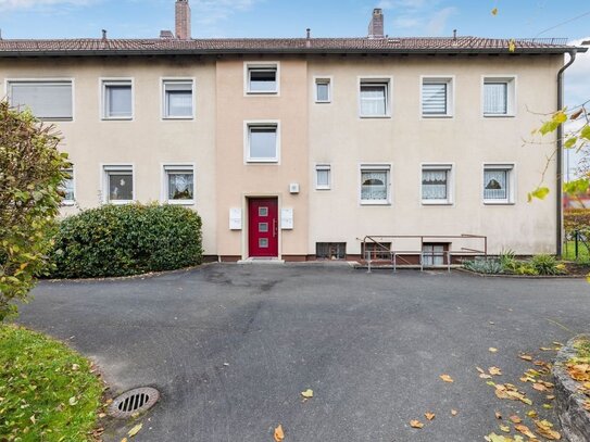 Gepflegte, vermietete 3-Zimmer-Hochparterre-Wohnung mit Balkon in Feucht