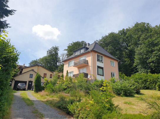 Mondäne Villa mit herrlichem Garten!