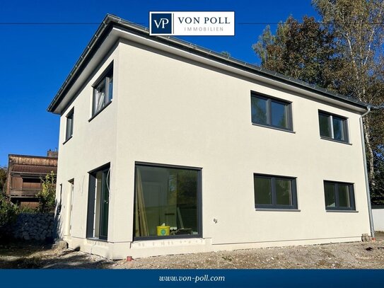 Neubau Erstbezug - modernes Einfamilienhaus (KfW40) mit Bergblick & großzügiger Terrasse in Bestlage