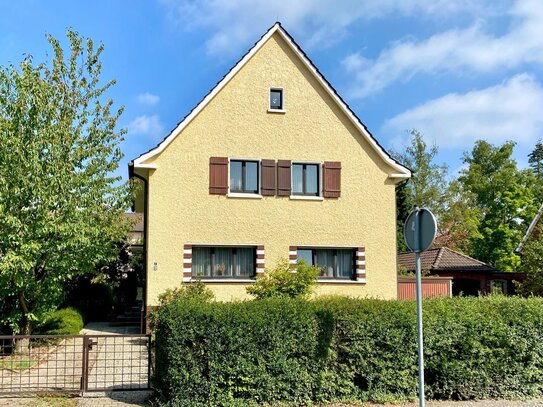 Freistehendes EFH mit Garten und Garage