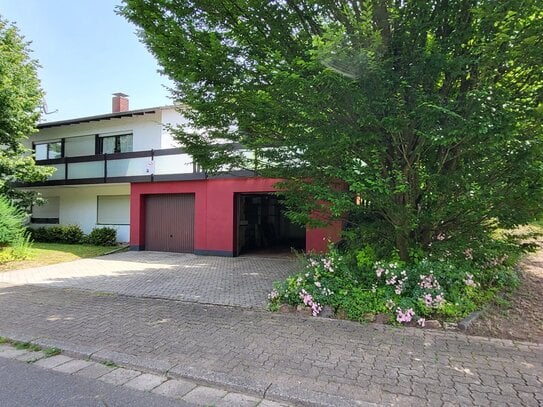 RESERVIERT! MERZIG-STADTNAH - EINFAMILIENHAUS MIT GARTEN/NATURIDYLL , DOPPELGARAGE UND VIEL PLATZ IN RUHIGER WOHNLAGE M…