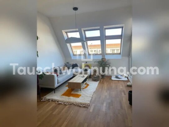 [TAUSCHWOHNUNG] Helle 2,5 Dachgeschossewohnung (bis zum 1.12 Besichtigungen)