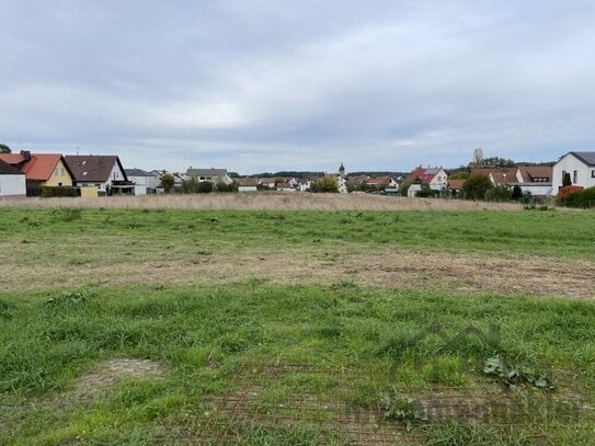 ideales Baugrundstück für mehr Platz im neuen Garten in Langensendelbach