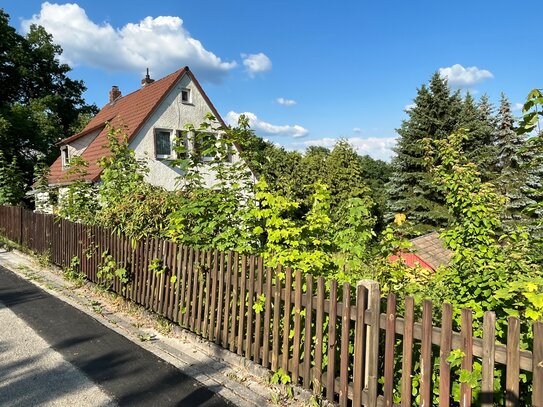 Großes Grundstück mit Altbestand - teilbar