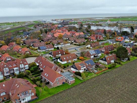 Ruhe Pur! Doppelhaushälfte mit zwei Wohneinheiten und Feldblick in Harlesiel