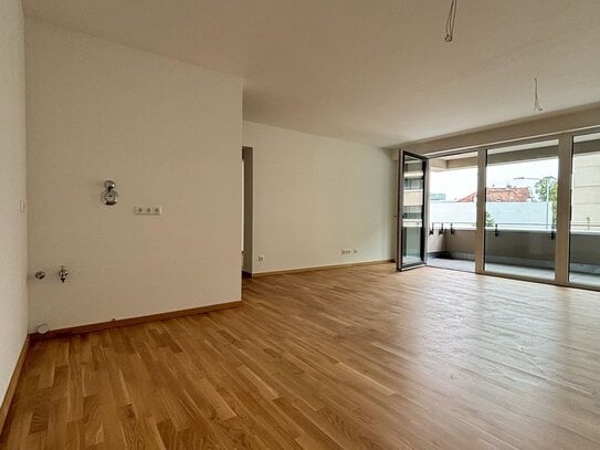 4-Zimmer Neubauwohnung ab 01.12.24, XL-TG-Stellplatz mit E-Anschluss