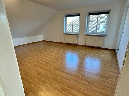 Moderne 2-Zimmer-Wohnung mit Balkon und Tageslichtbad in zentraler Lage