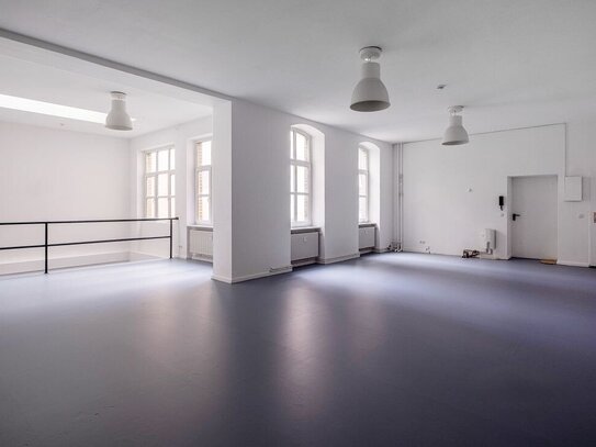 Ihr Platz zum Arbeiten: Großzügiges Loft in Berlin-Kreuzberg