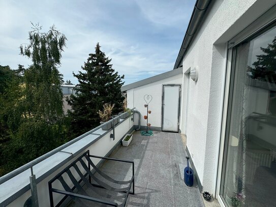 Top 2-Zimmer-Penthauswohnung mit zwei Dachterrassen in Schwaig !!!