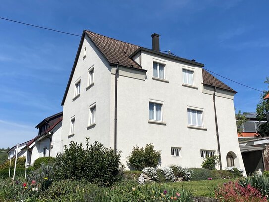 Freistehendes Zweifamilienhaus im idyllischen Remshalden