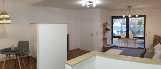 Renoviertes 1,5-Zimmer-Apartment in Veitshöchheim mit eigener Terrasse - Südhanglage - Maklerfrei von Privat - 6 Mon Ei…