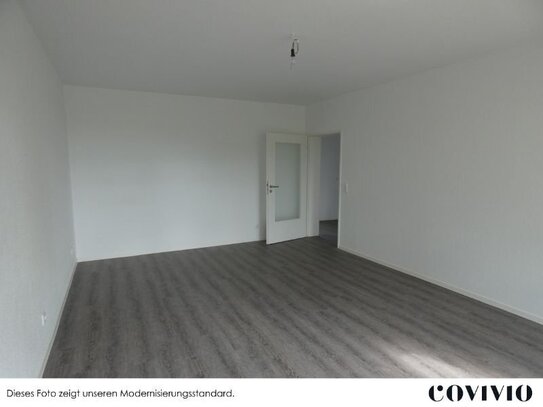 ++ Modernisiert + 3 Zimmer + EBK + Vollbad + Balkon ++