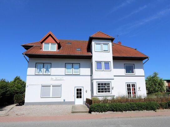 Super Lage, nur 200 Meter zum Strand. 2 Zimmer Wohnung mit Balkon, zentral und strandnah!