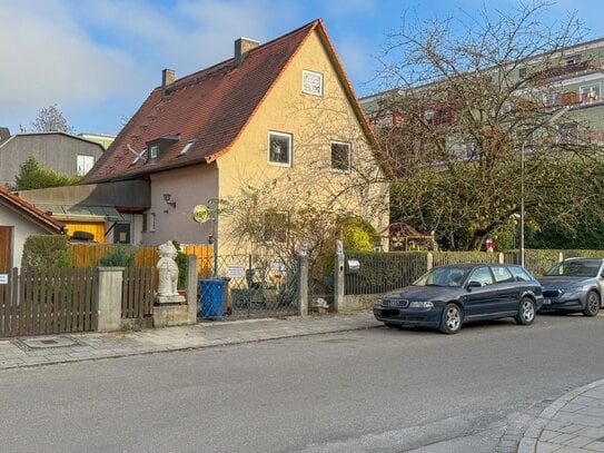 *** Gelegenheit *** Charmantes Baugrundstück mit Altbestand in Obergiesing | 620 m² Gesamtfläche