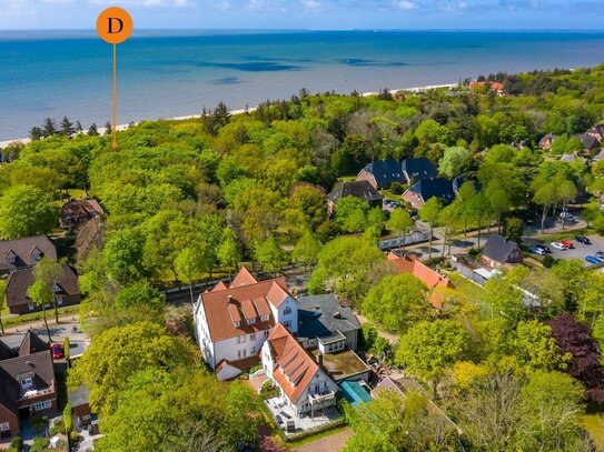 Attraktive Ferienwohnung (baurechtl. genehmigt) direkt am Südstrand (hervorragende Vermietbarkeit)