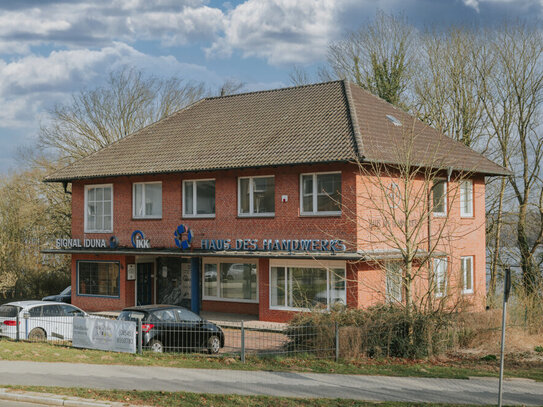 Ratzeburg - Große Bürofläche in bester Lage zu mieten! Seeblick inklusive!