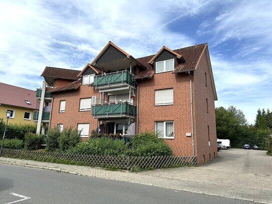 Sonnige Dachgeschosswohnung in ruhiger, aber zentraler Lage