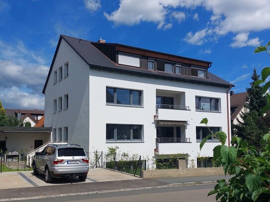 Toplage - Tolle 3-Zimmer-DG-Wohnung mit Balkon