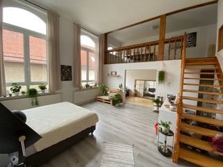 In 20 min in der Innenstadt: Helle WG Zimmer im Studierendenhaus in Freienorla