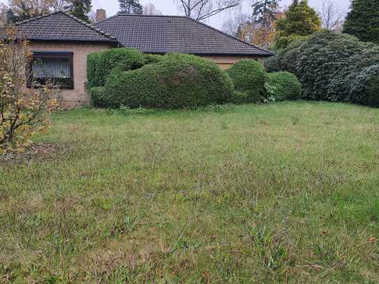 Schönes großzügiges (Bau-)Grundstück in Sülldorf (Elbvororte) / derzeit bebaut mit Bungalow