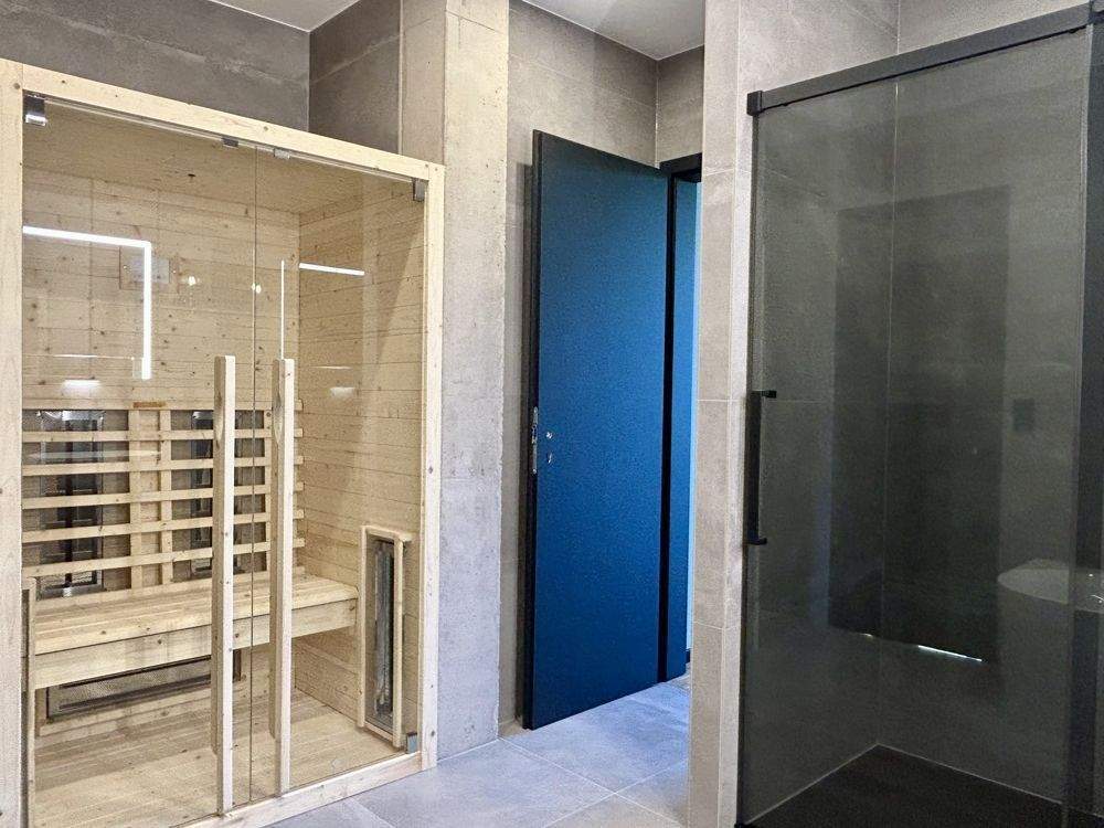 Sauna. Kamin. Ankleide. Urban Gardening