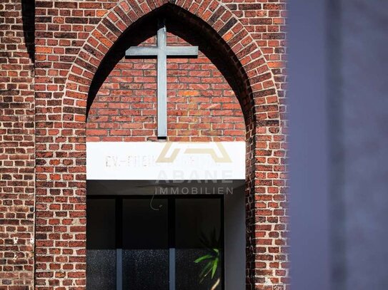 Halleluja! Kirche trifft Luxusloft in Innenstadtlage - Stellplatz, Pool, Sauna und Ausbaureserve