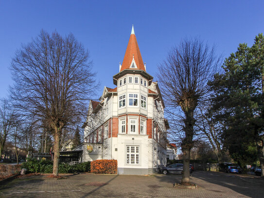 *Wohnen am Volkspark* 3-Zimmer-Altbauwohnung im ‘Tannenhof‘