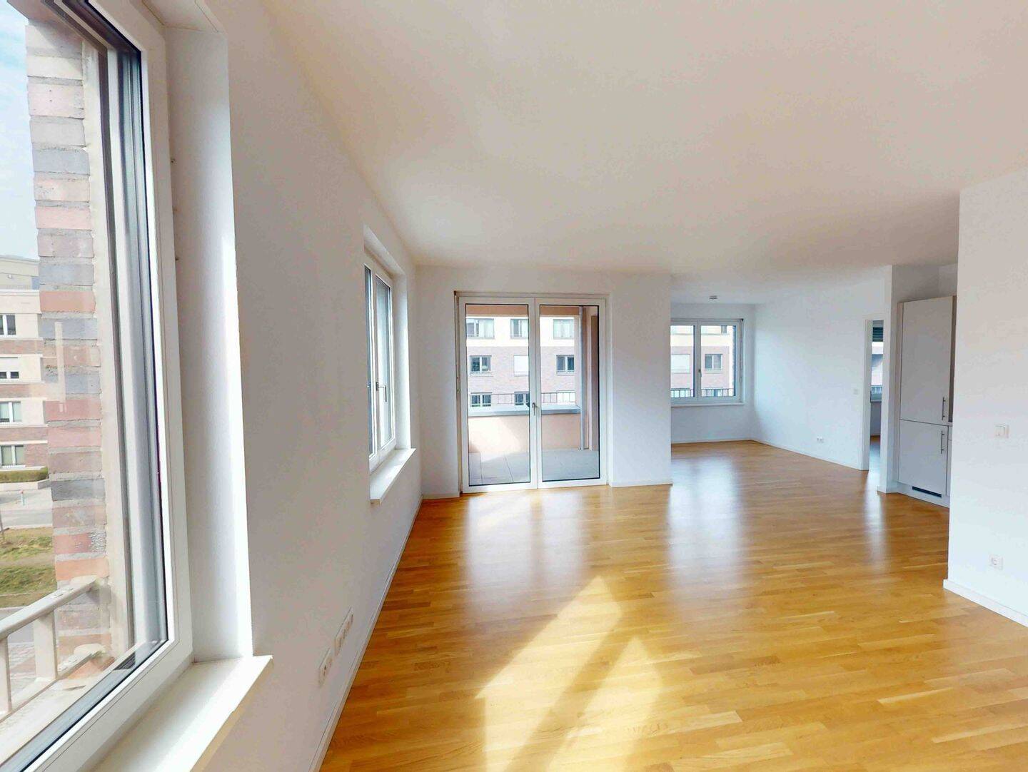 Ready to move in: Bright 3-room apartment with balcony in Karlshorst - Photo 1