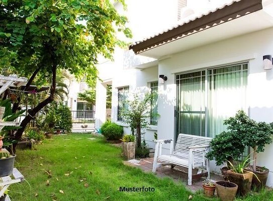 Einfamilienhaus mit Doppelcarport - provisionsfrei