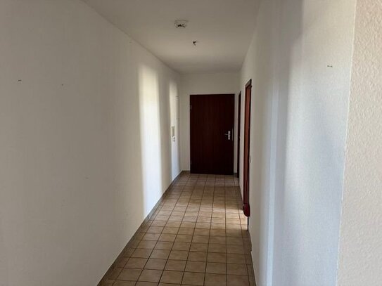 Große 3-Raum-Wohnung inkl. Stellplatz