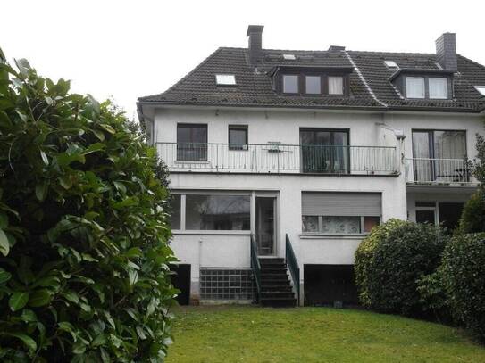 Sehr interessantes Zweifamilienhaus in Köln-Rodenkirchen - komplett frei zur Eigennutzung
