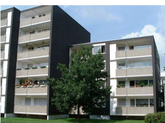 Lust auf diese großzügige 3-Zimmer-Wohnung mit Balkon? WBS erforderlich!