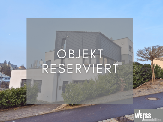 +++RESERVIERT+++ 3-Zimmer-Wohnung mit tollem Weitblick und großzügiger Terrasse!