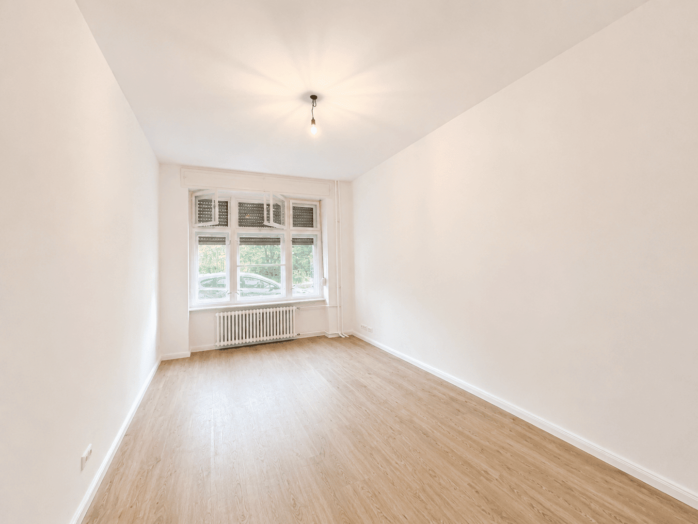 Erstbezug nach Sanierung: 4-Zimmer Erdgeschoss Wohnung in Berlin Neukölln - Photo 1